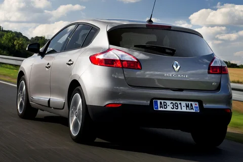 Renault Mégane TCe 130 Bose 2013 view 9