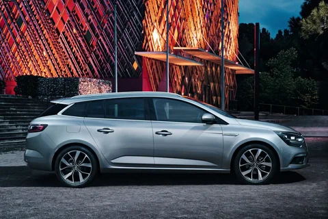 Renault Mégane Estate dCi 110 Limited 2017 view 7
