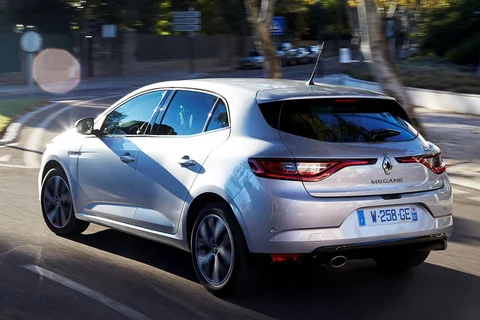Renault Mégane TCe 115 Limited 2018 view 5
