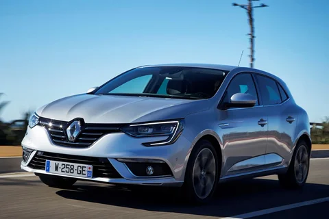 Renault Mégane TCe 115 Limited 2018 view 8