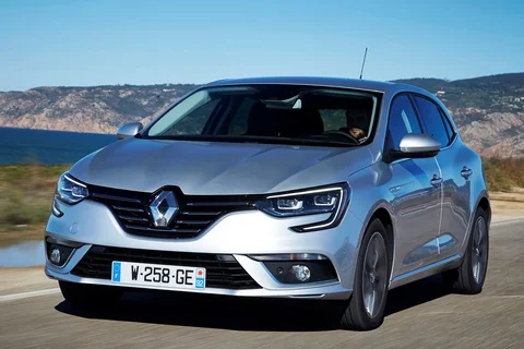Renault Mégane TCe 115 Limited 2018 view 9