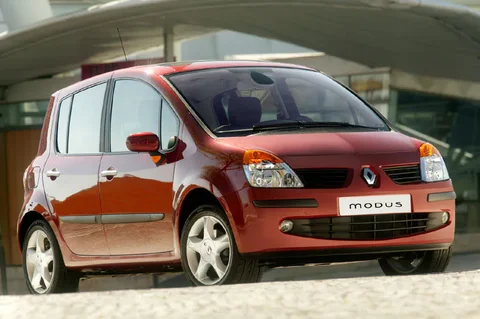 Renault Modus 1.5 dCi 70 Expression Comfort 2005 view 2