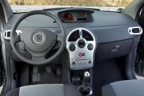 Renault Modus 1.2 16V Expression 2008 view 9