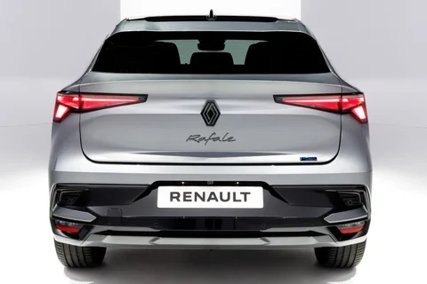 Renault Rafale hybrid 200 Techno 2024 view 8