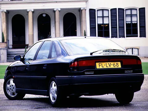 Renault Safrane 2.2i 1995 view 3