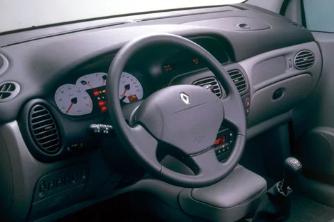 Renault Scénic RT 1.4 16V 1999 view 7