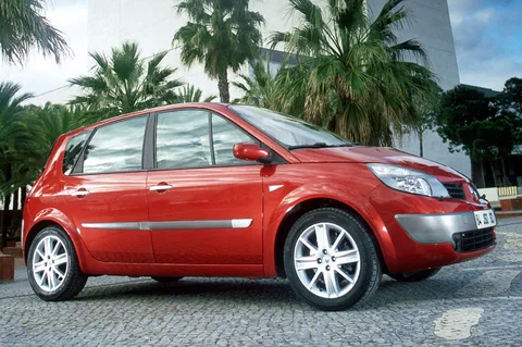 Renault Scénic 2.0 16V Expression Luxe 2003 view 6