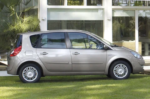 Renault Scénic 2.0 16V Conquest 2007 view 9