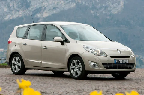 Renault Scénic Grand Scénic 2.0 16V Expression 2009 view 2