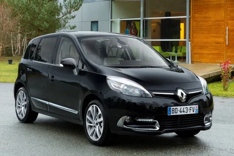 Renault Scénic dCi 110 Bose 2013 view 6