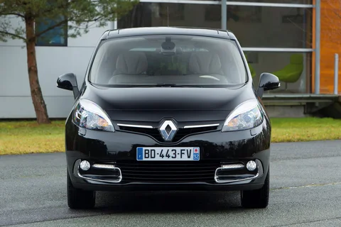 Renault Scénic dCi 110 Bose 2013 view 7