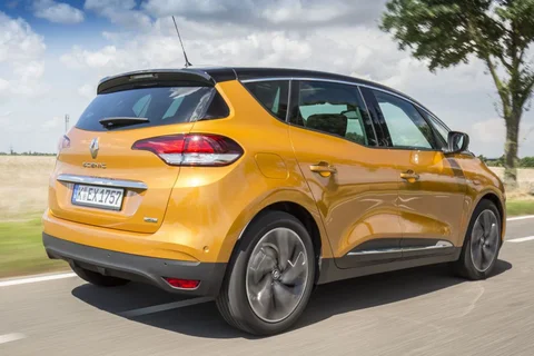 Renault Scénic dCi 110 Initiale Paris 2017 view 2
