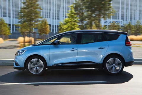 Renault Scénic Grand Scénic dCi 110 Initiale Paris 2017 view 7