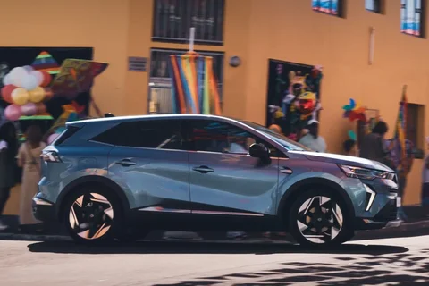 Renault Symbioz full hybrid 160 Evolution 2025 view 9