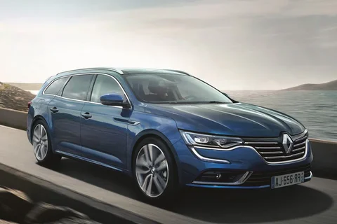 Renault Talisman Estate TCe 200 Initiale Paris 2016 view 3