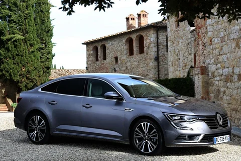 Renault Talisman TCe 150 Intens 2016 view 2