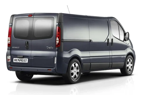 Renault Trafic L2H2 T29 2.0 dCi 90 2011 view 2