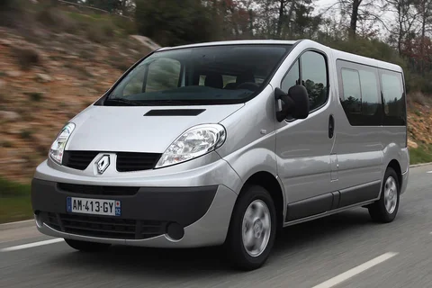 Renault Trafic Passenger 2.0 dCi 90 Eco Expression 2011 view 8