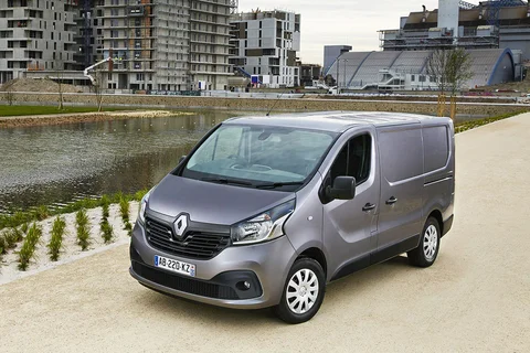 Renault Trafic L2H1 T29 dCi 95 Générique 2016 view 5