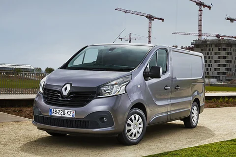 Renault Trafic L2H1 T29 dCi 95 Générique 2016 view 6