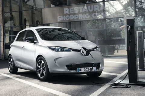 Renault Zoe R90 Limited 2018 view 3