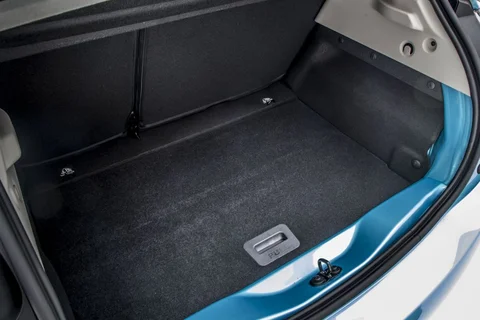 Renault Zoe R110 Life 2019 view 5