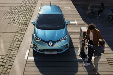 Renault Zoe R110 Life 2019 view 11