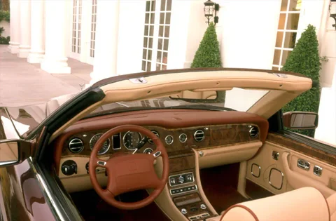 Rolls-Royce Corniche Corniche 2000 view 7