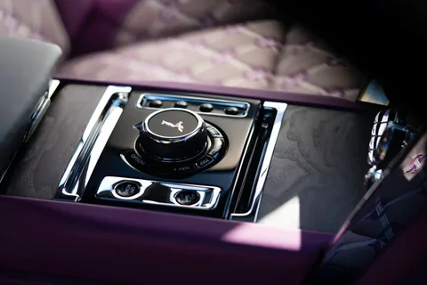 Rolls-Royce Cullinan Cullinan 2025 view 6