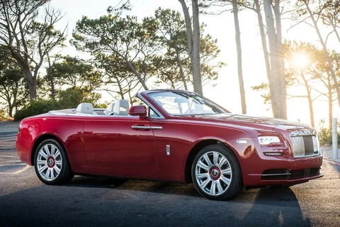 Rolls-Royce Dawn Black Badge 2018 view 12