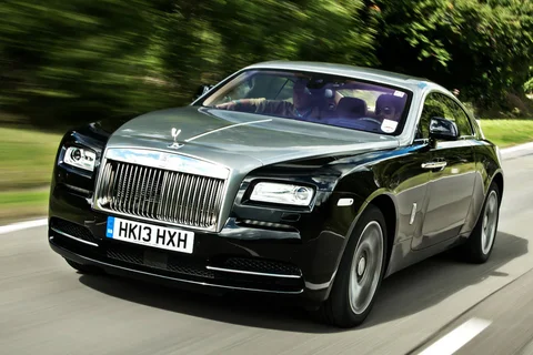 Rolls-Royce Wraith Black Badge 2017 view 4