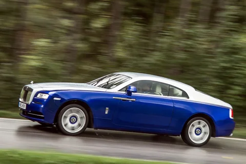 Rolls-Royce Wraith Black Badge 2017 view 9
