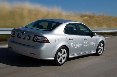 Saab 9-3 Sport Sedan 2.0t Vector 2010 view 5