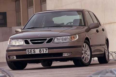 Saab 9-5 2.2 TiD Linear 2002 view 3