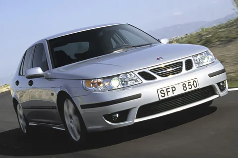 Saab 9-5 2.2 TiD Linear 2002 view 5