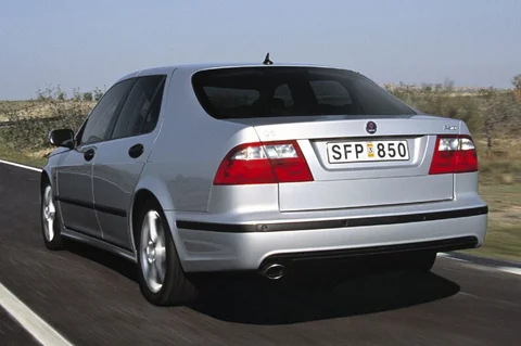Saab 9-5 2.2 TiD Linear 2002 view 6