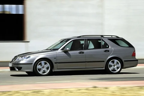 Saab 9-5 Estate 2.2 TiD Vector 2002 view 3
