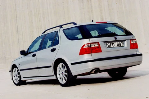 Saab 9-5 Estate 2.2 TiD Vector 2002 view 5