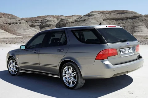 Saab 9-5 Sport Estate 2.3t Vector 2005 view 2