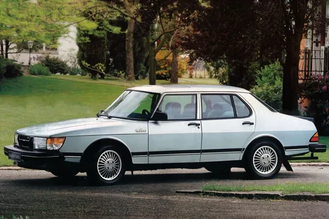 Saab 900 900c 1987 view 2