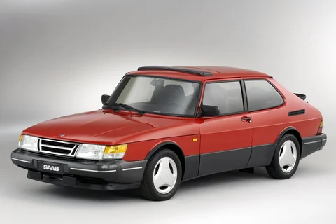 Saab 900 900S 1991 view 4