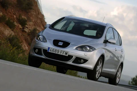 Seat Altea XL Estate 1.6 Reference 2006 view 4