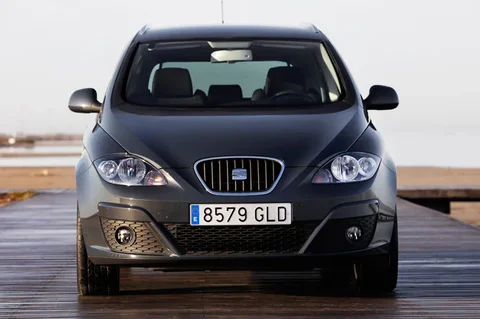 Seat Altea XL Estate 1.6 Reference 2009 view 2