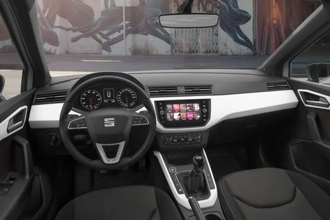 Seat Arona 1.0 TSI 95hp Reference 2018 view 7