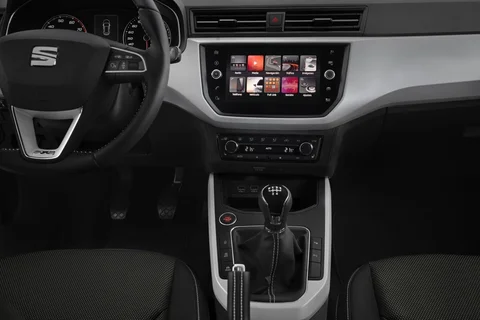Seat Arona 1.0 TSI 95hp Reference 2018 view 10