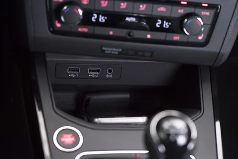 Seat Arona 1.0 TSI 95hp Reference 2018 view 12