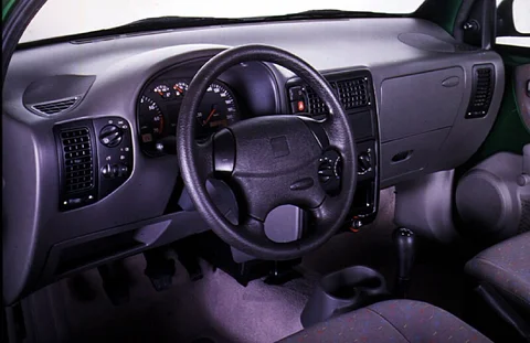 Seat Arosa 1.0 1997 view 3
