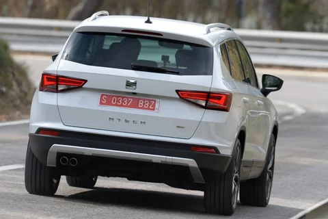 Seat Ateca 2.0 TSI 4-Drive FR 2017 view 5