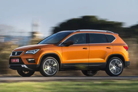 Seat Ateca 2.0 TSI 4-Drive FR 2017 view 6