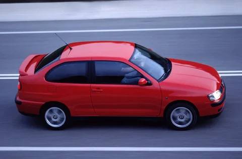 Seat Cordoba 2-drs 1.8 20VT Cupra 2000 view 2
